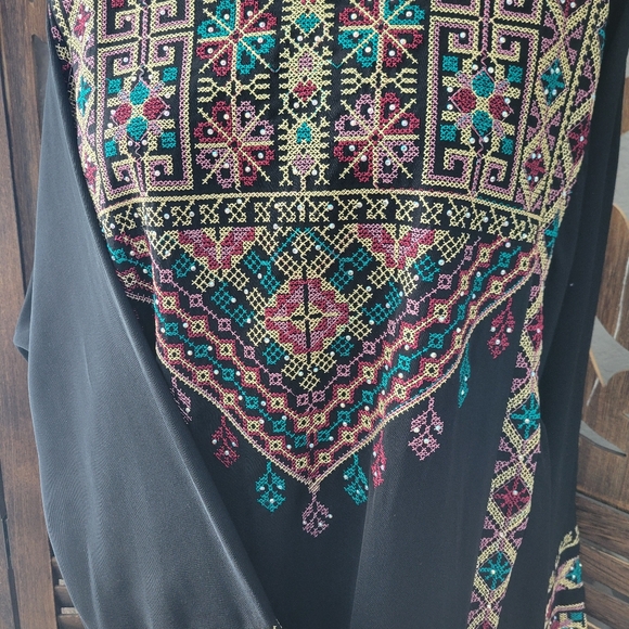 Traditional thobe - Picture 2 of 2